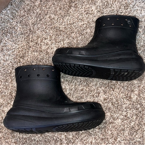 Crocs Classic Crash Rain Boots Lightweight Unisex Mens 7 Women's 9. Please read - Picture 1 of 4
